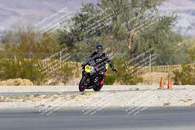 media/Jan-16-2022-CVMA (Sun) [[7f3d92989d]]/Race 3 Amateur Supersport Middleweight/